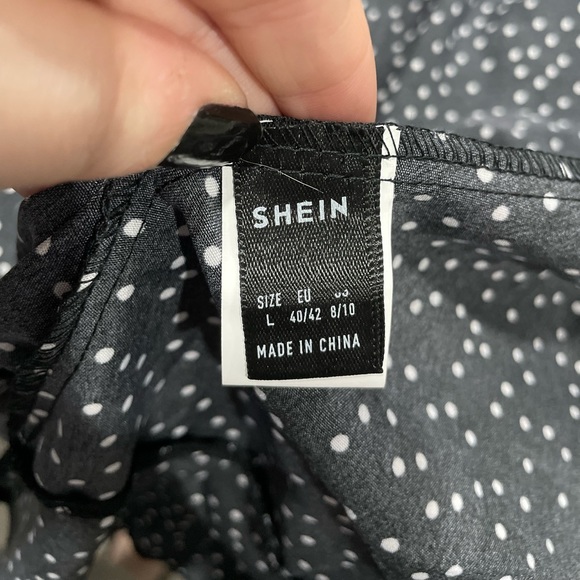 Floral Wrap dress - Picture 6 of 7